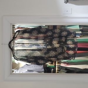 Size medium 3/4 sleeve Cardigan